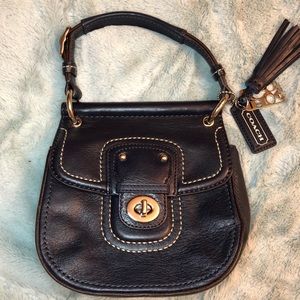 Coach “Mini Willis” in Navy Blue